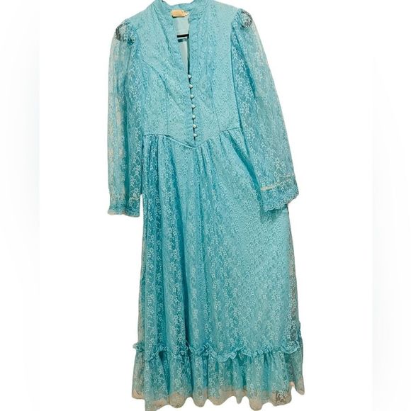 ‘n things Dresses & Skirts - ‘N Things Vintage Gunne Sax Like Prairie Floral Lace Pearl Button Maxi Dress